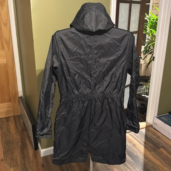 Women’s lightweight North Face trench coat Sz M color black - Picture 3 of 5